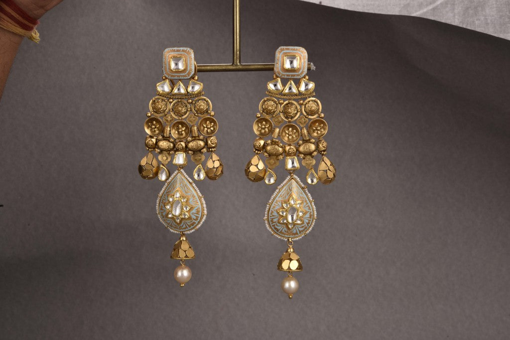 Antique Gold Kundan Bridal Necklace