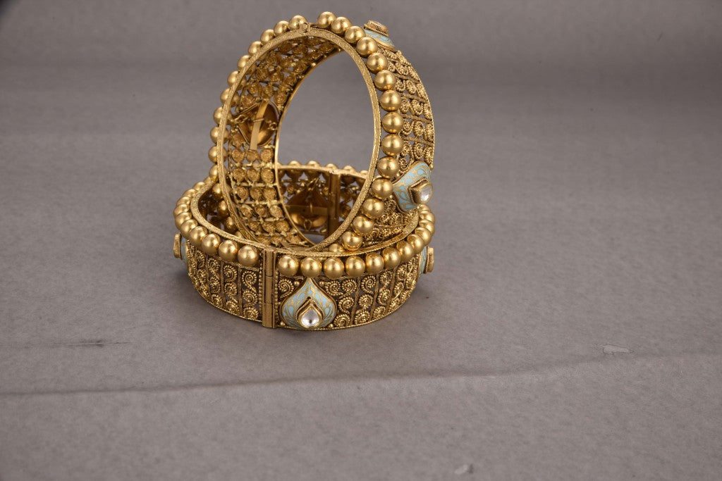 Aadhya Gold Antique Bridal Bangles
