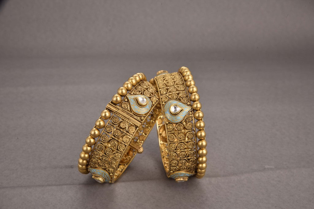 Aadhya Gold Antique Bridal Bangles
