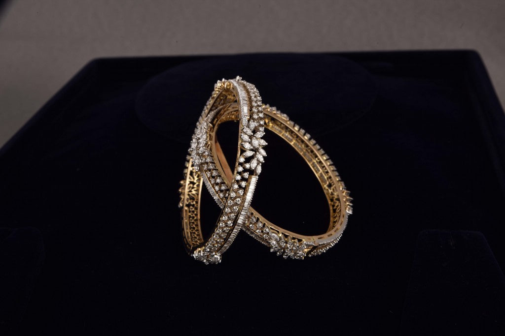 Shreya Diamond Bangles