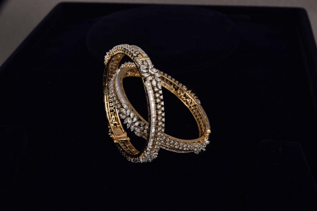 Shreya Diamond Bangles
