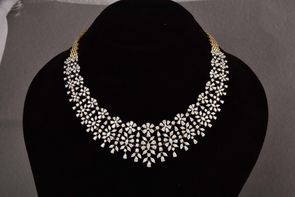 Saumya Diamond Necklace