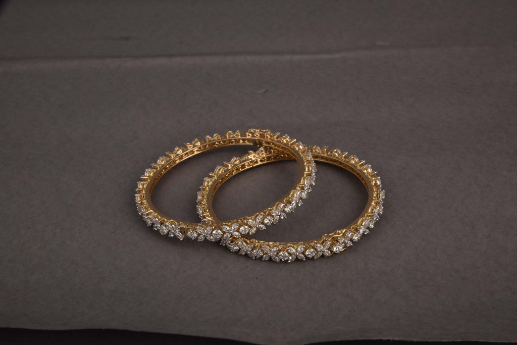 Jiya Diamond Bangles