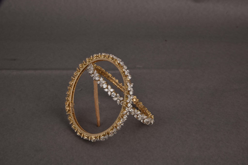 Jiya Diamond Bangles