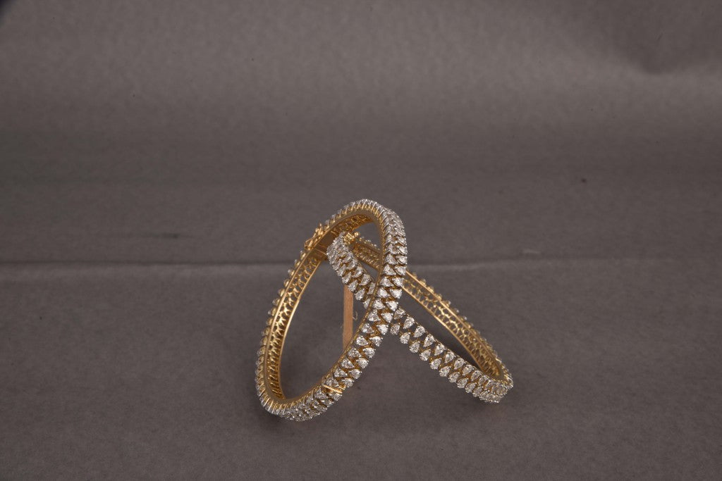 Kimaya Diamond Bangles