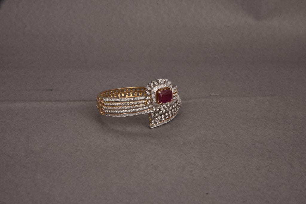 Raha Diamond Bracelet