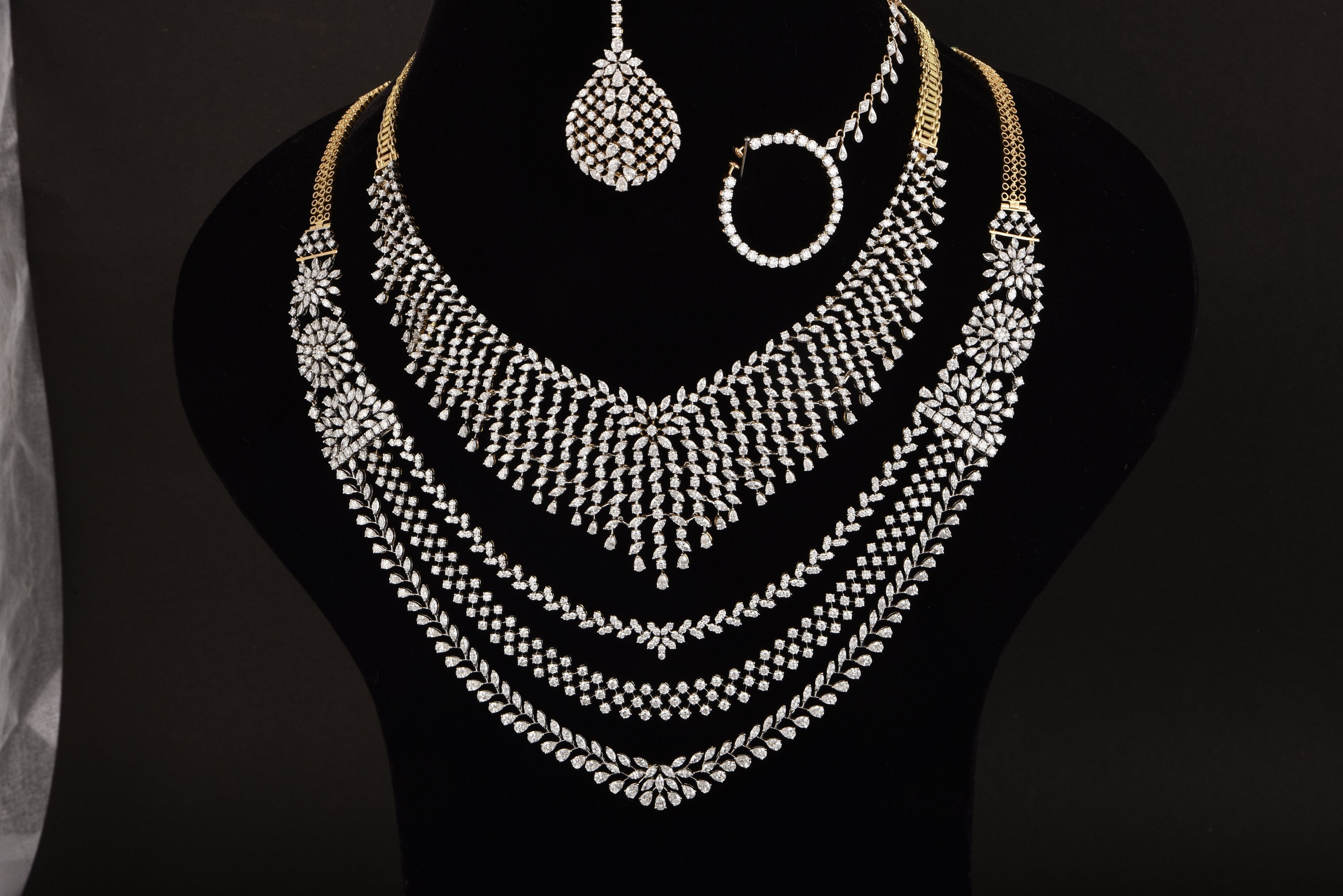 Aaloka Diamond Bridal Necklace