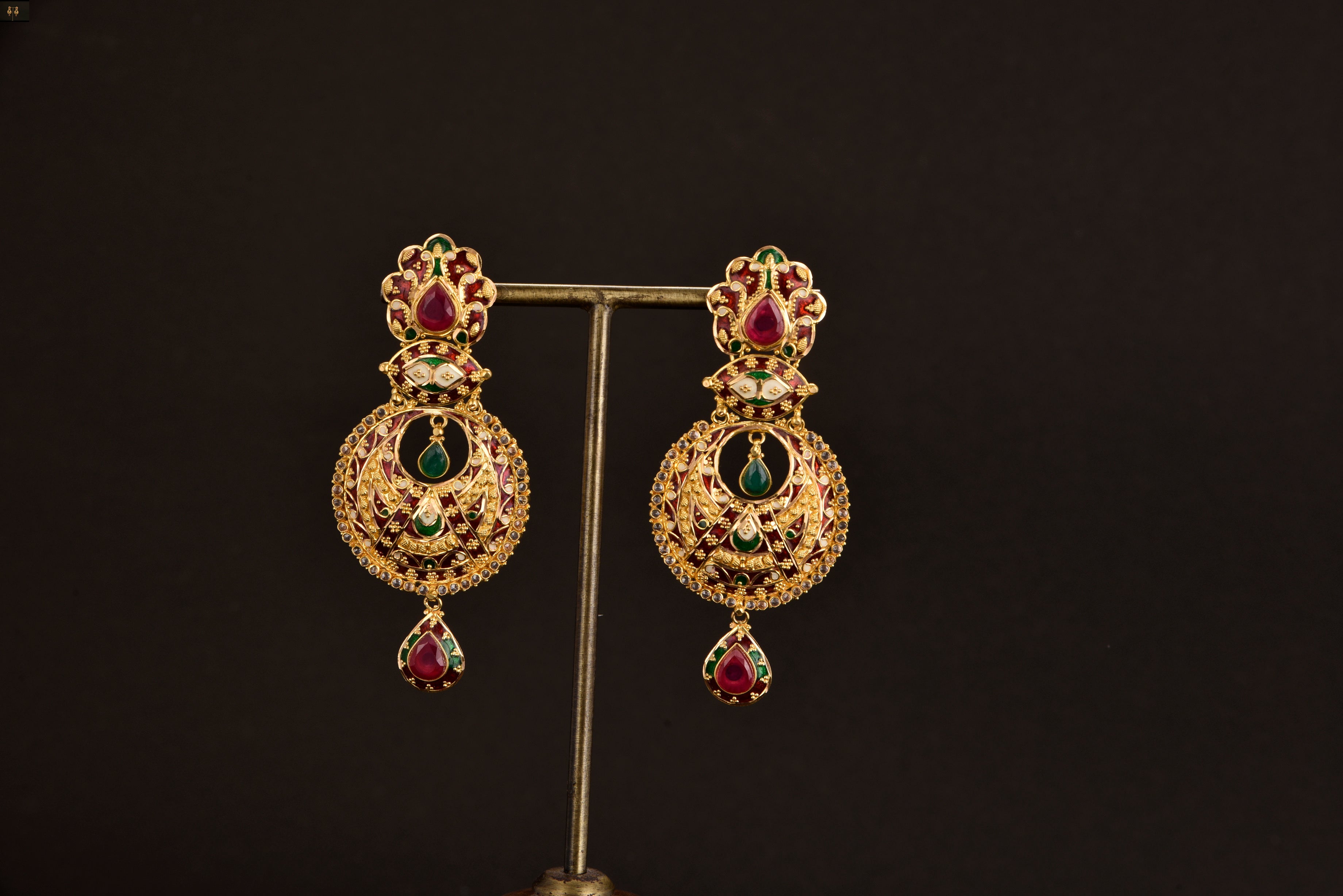 Vela Gold Bridal Necklace