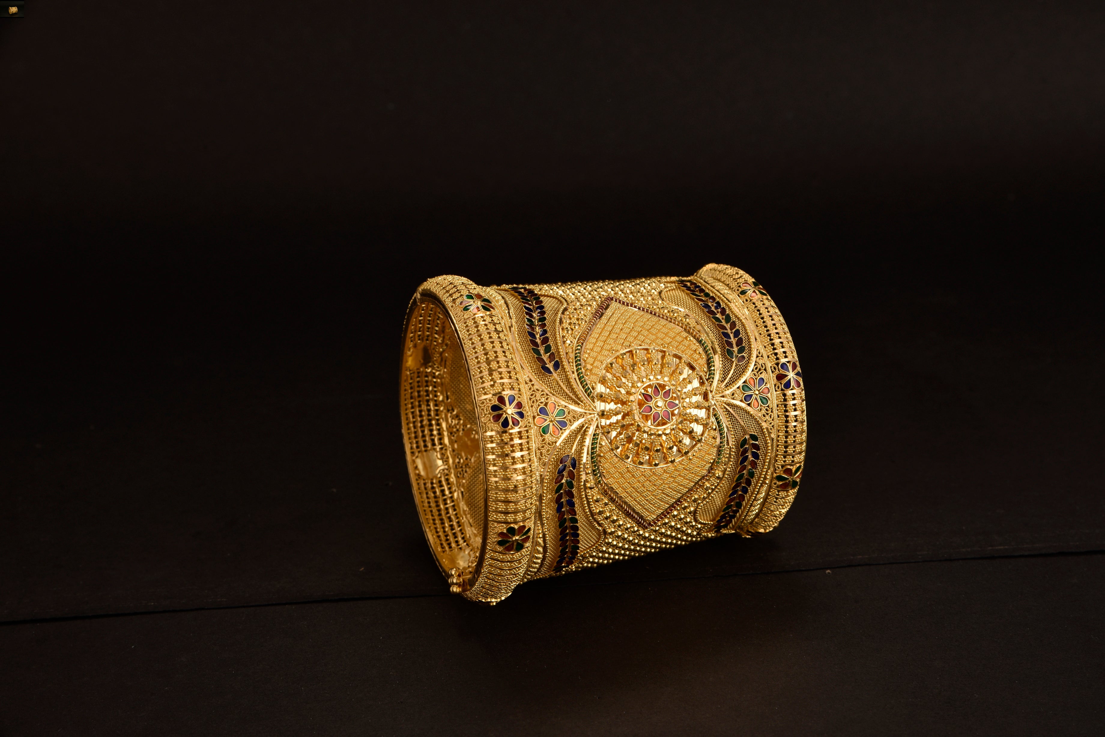 Medha Gold Bridal Bangles