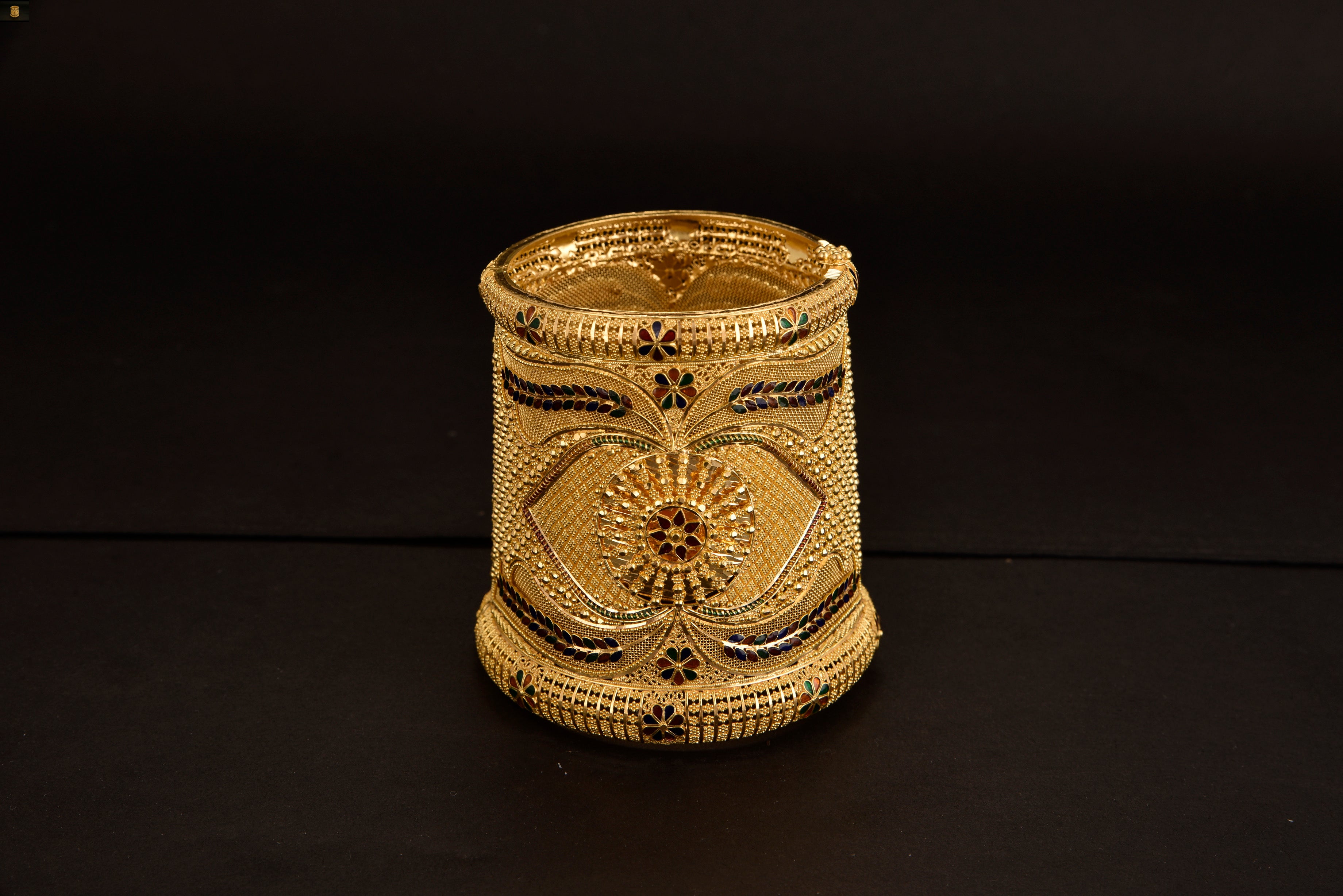 Medha Gold Bridal Bangles