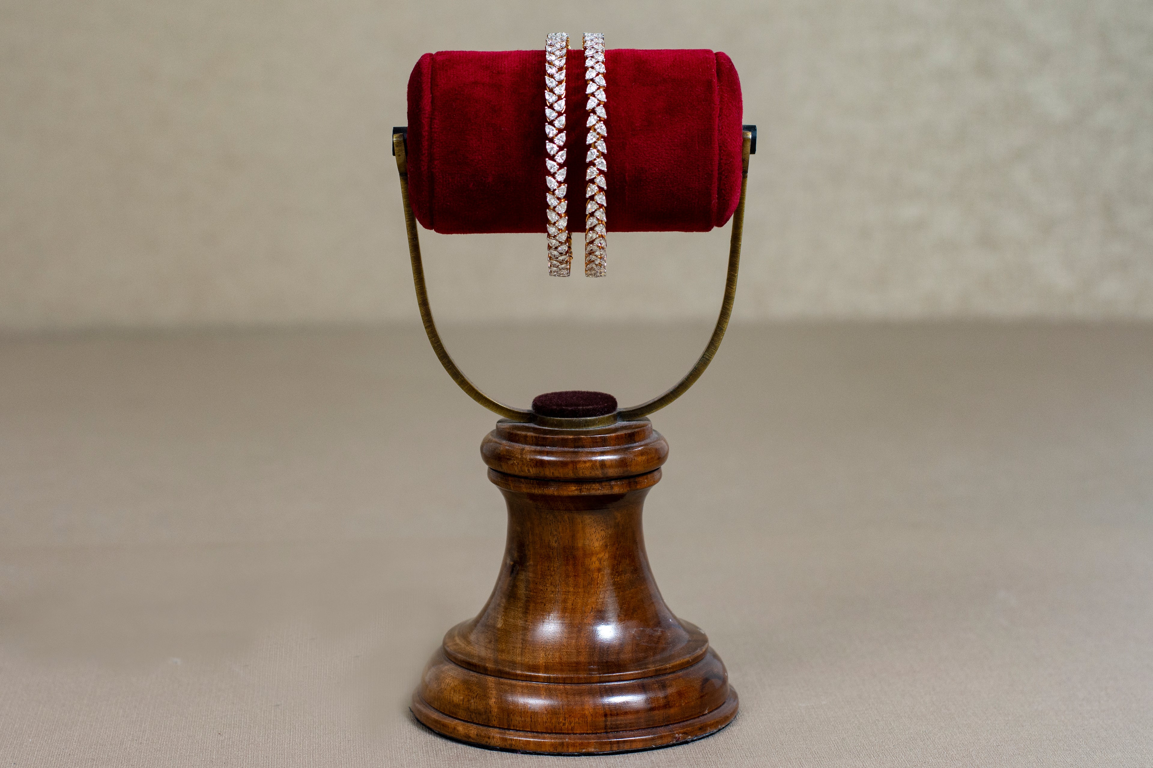 Maahika Diamond Bangles