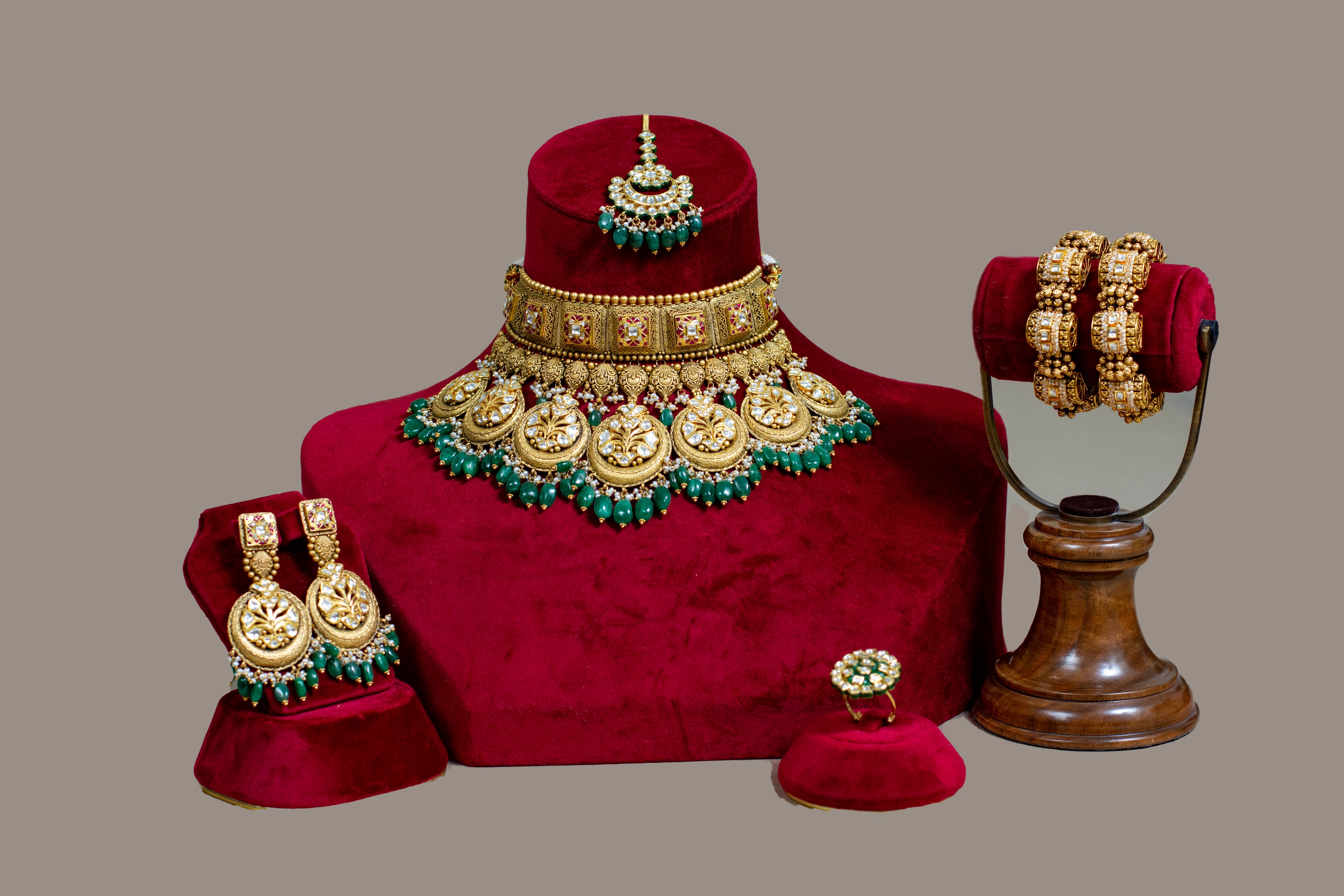 Kiara Gold Bridal Necklace