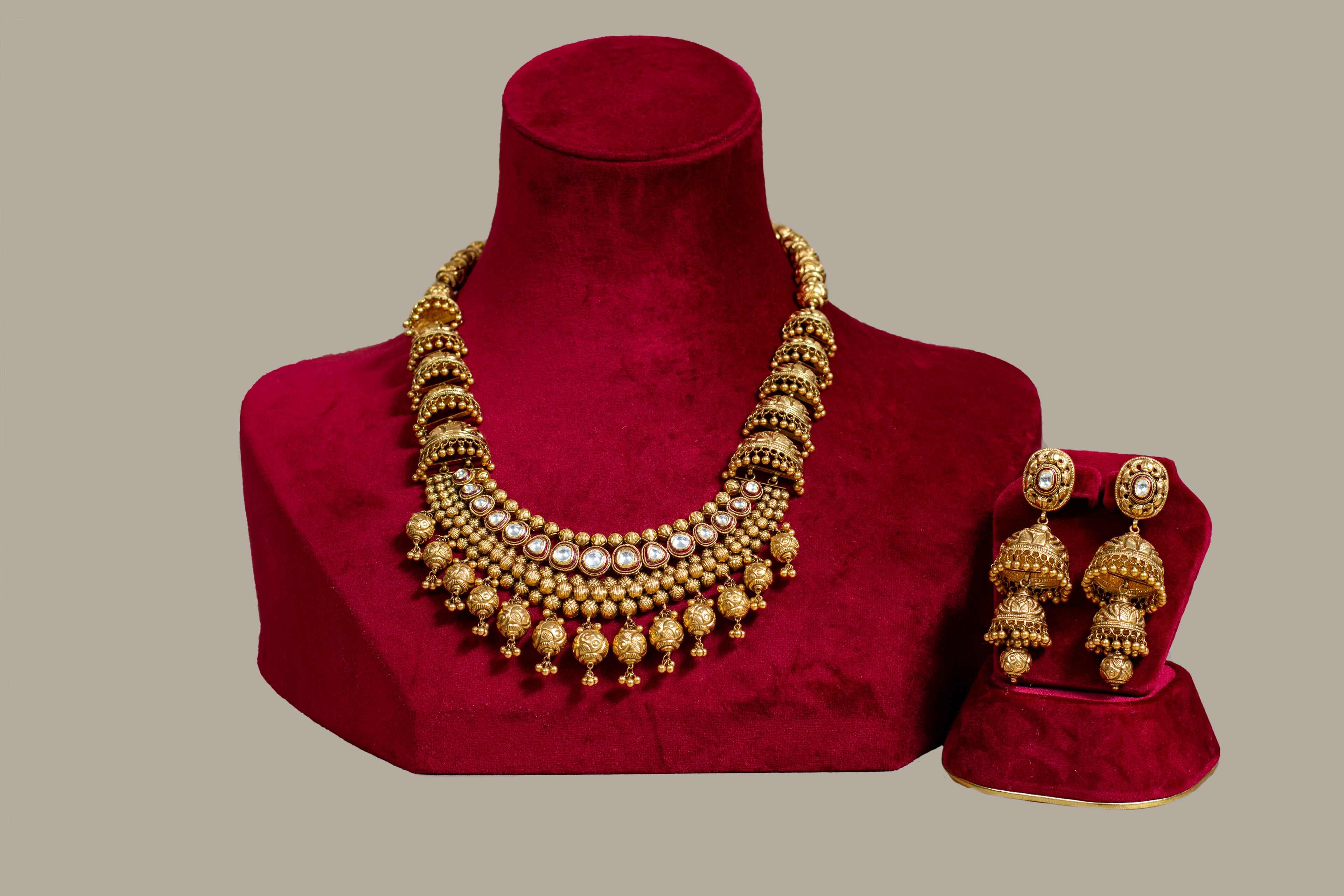 Saanvi Gold Kundan Bridal Necklace