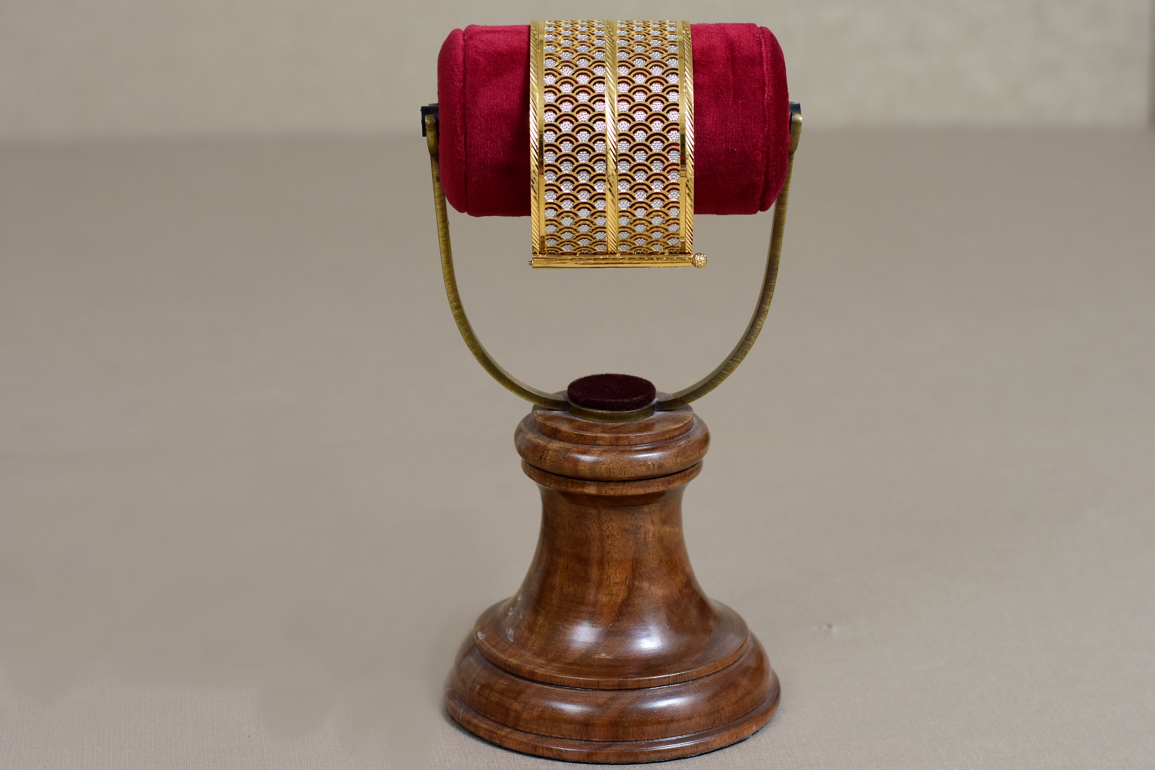 Kritika Gold Bangles