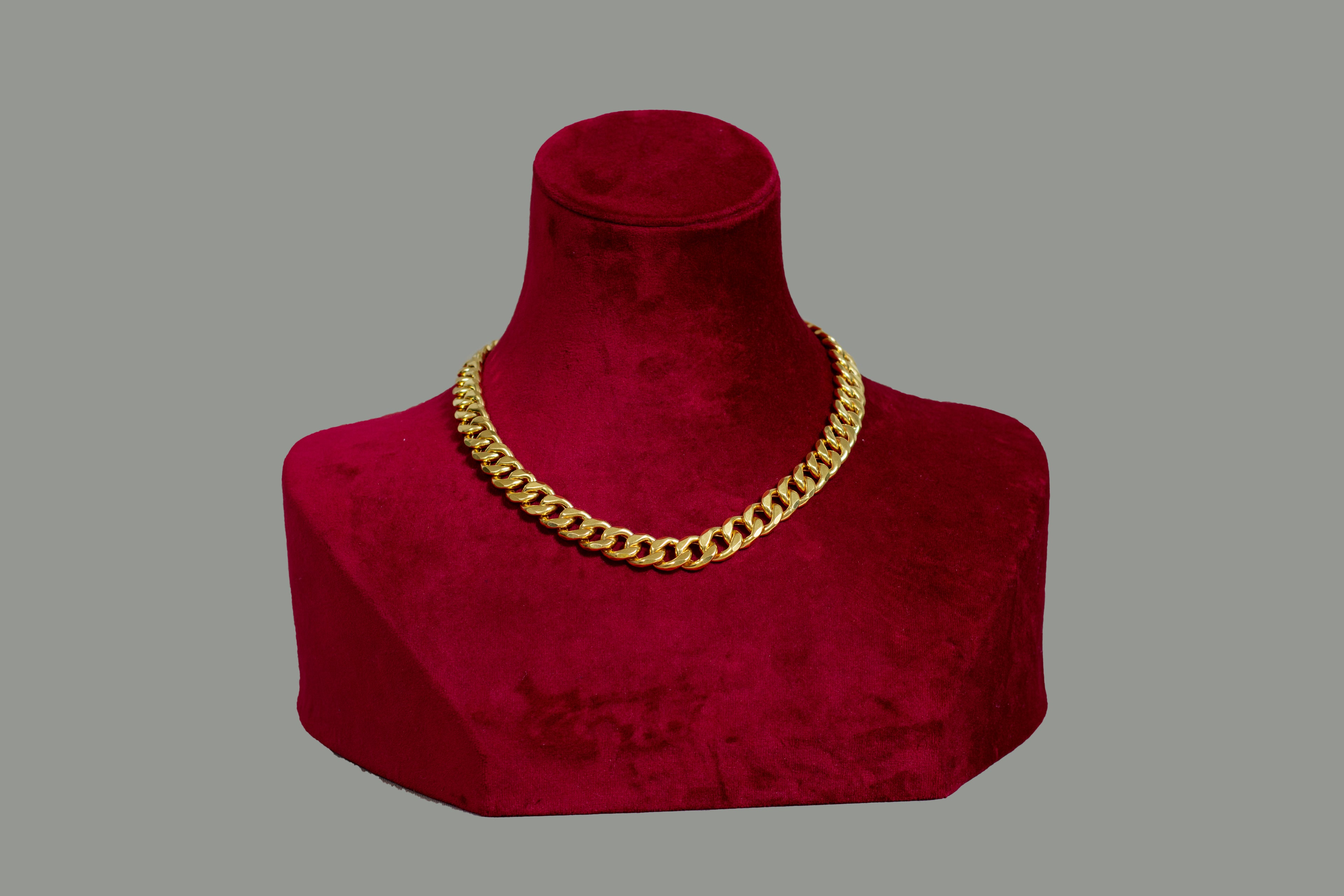Pramila Gold Chain
