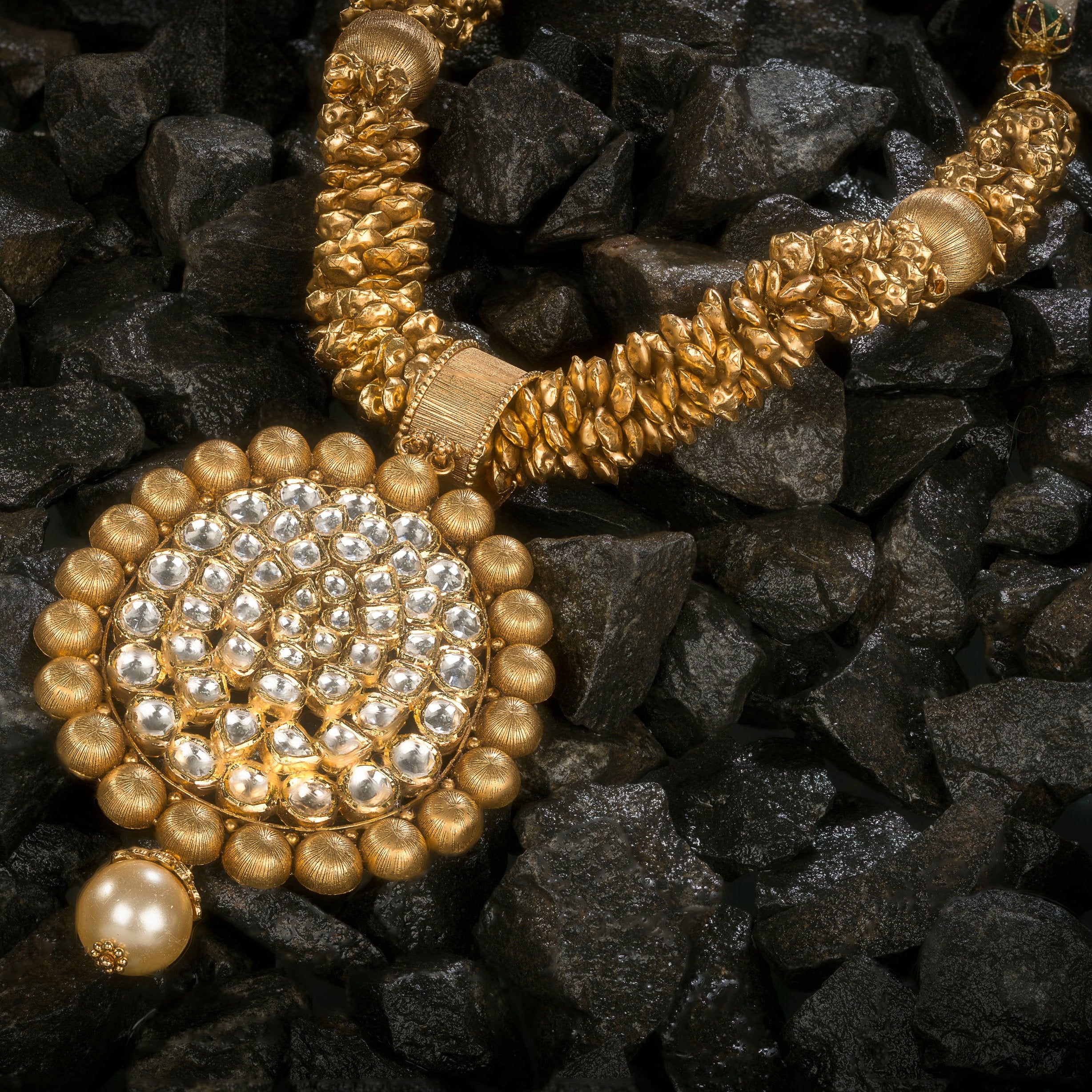 Aarushi Gold Kundan Bridal Necklace