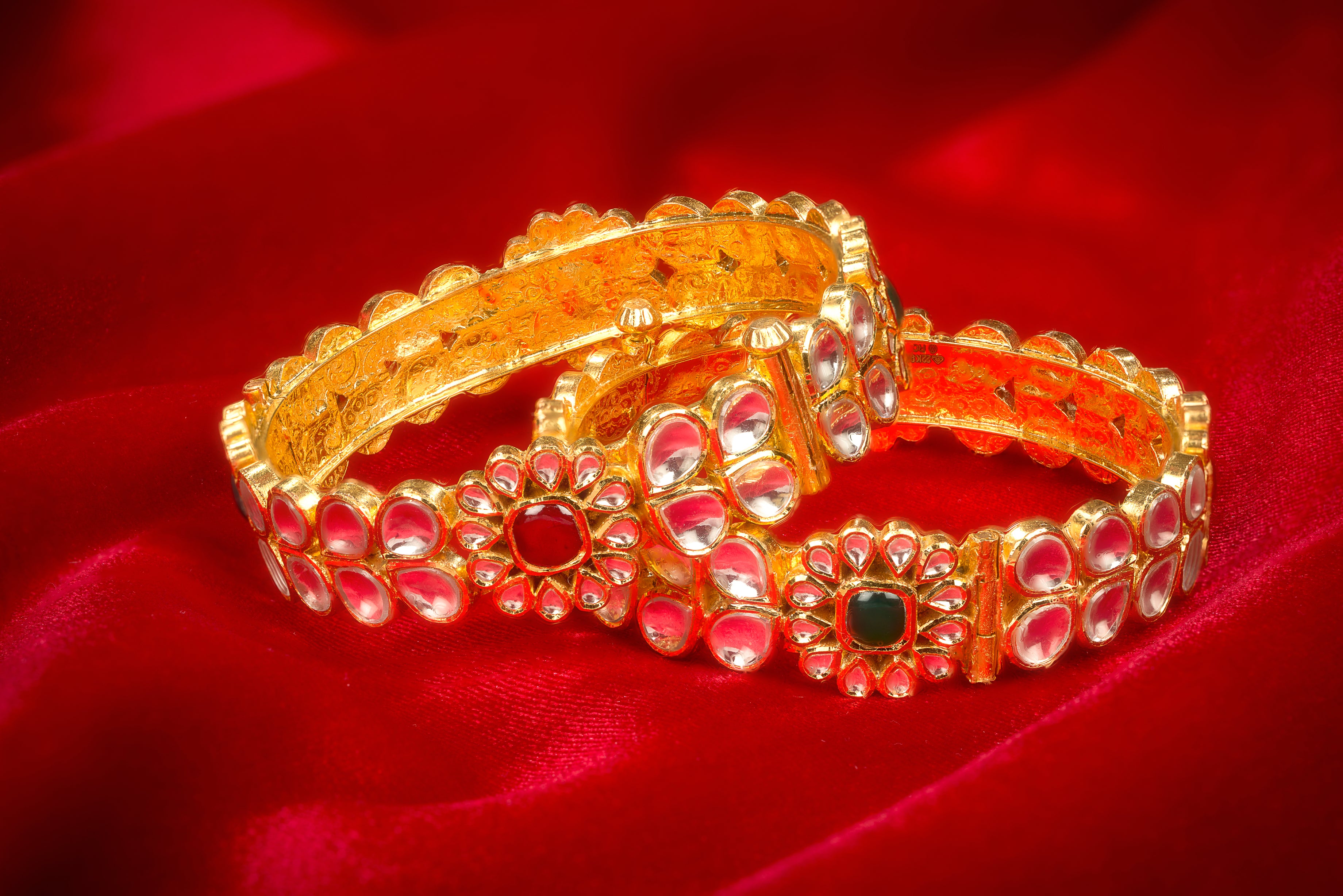 Aaryana Gold Kundan Bridal Necklace