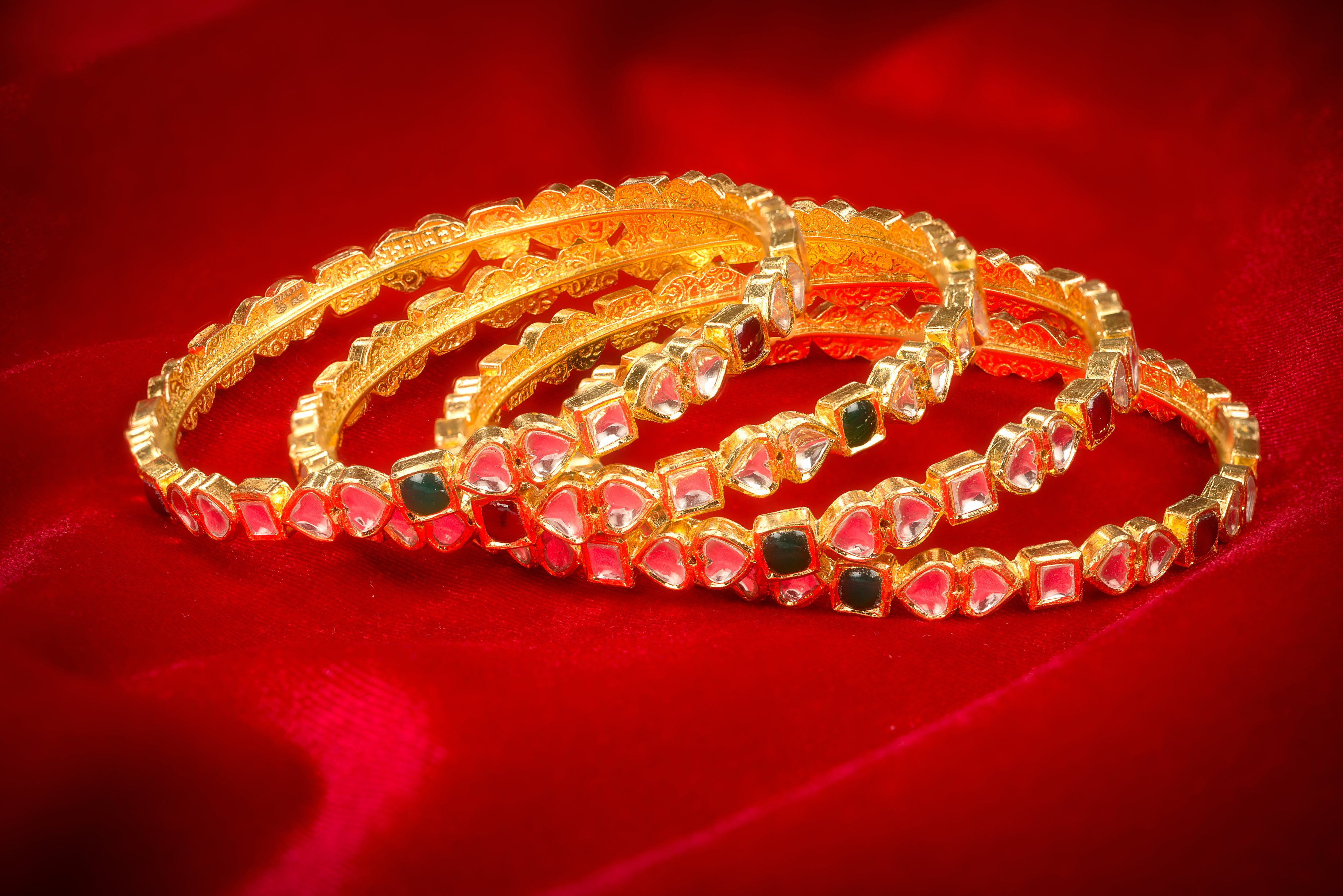 Aaryana Gold Kundan Bridal Necklace