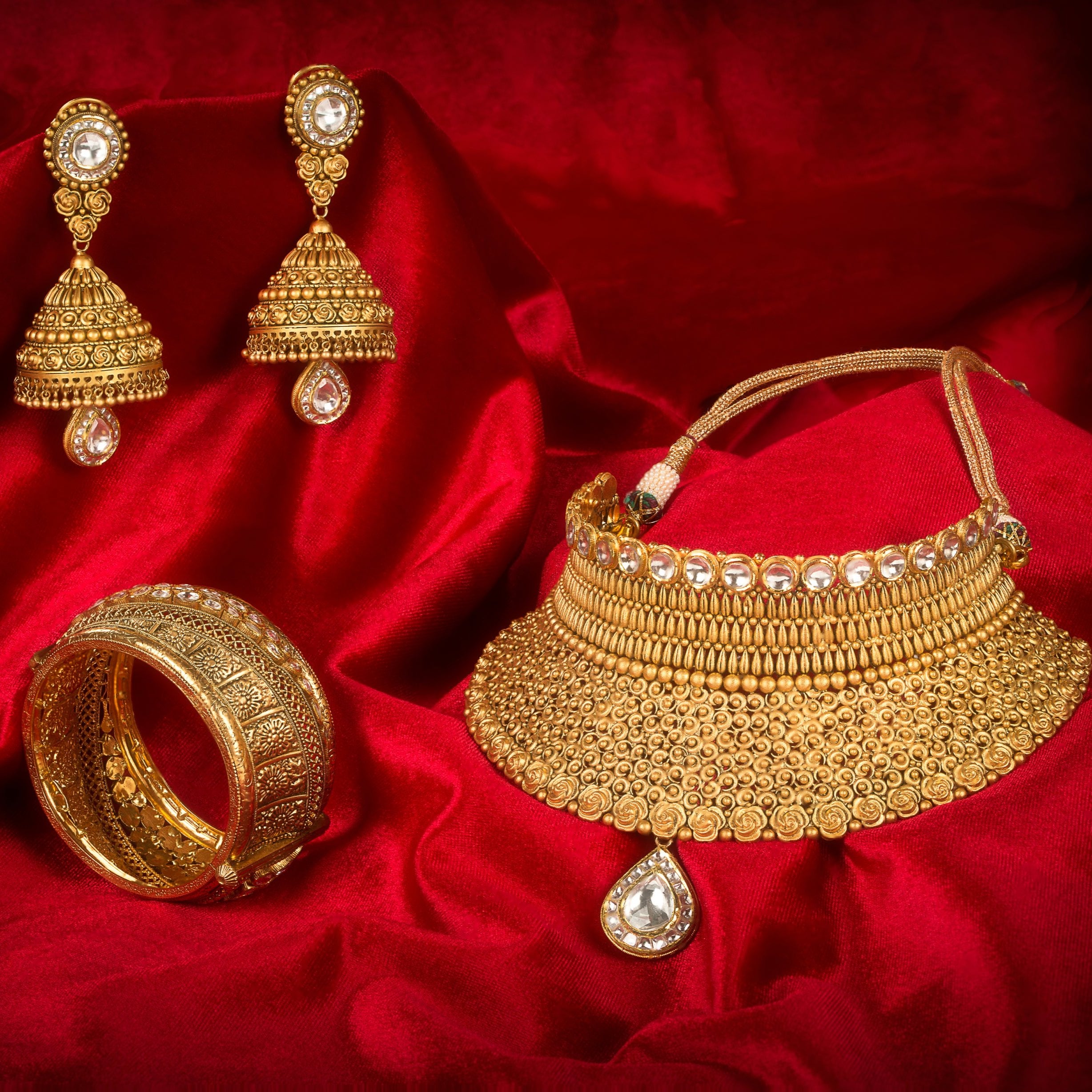 Aadhvitha Gold Kundan Bridal Necklace